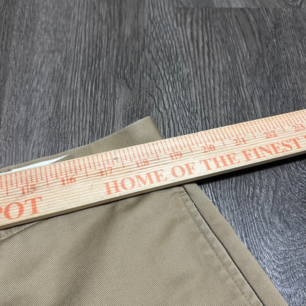 LL Bean Chino Pants 38x32 Khaki Natural Fit Cotton Twill Straight 212332 - Picture 3 of 7